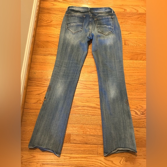 Sundance DRIFTWOOD Floral Embroidered Jeans - size 27 - Picture 5 of 10